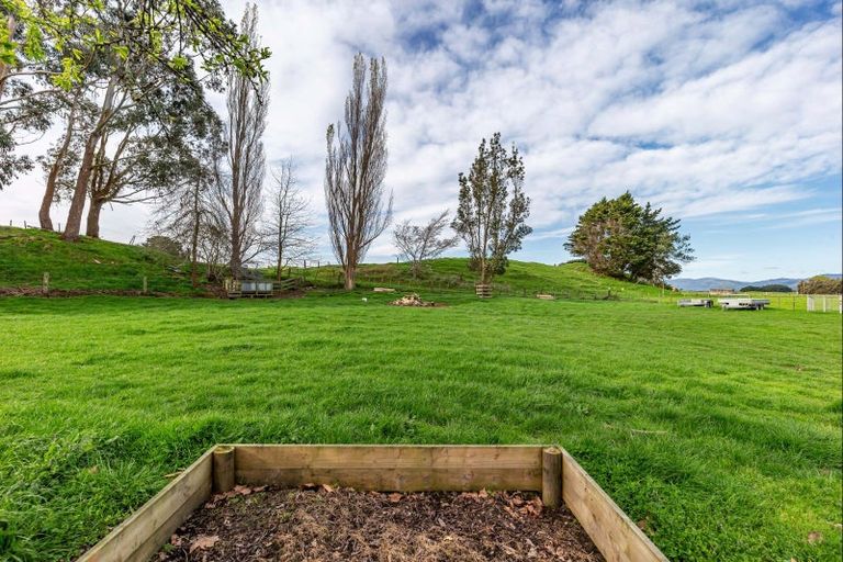 Photo of property in 42 Waitarere Beach Road, Waitarere, Levin, 5574