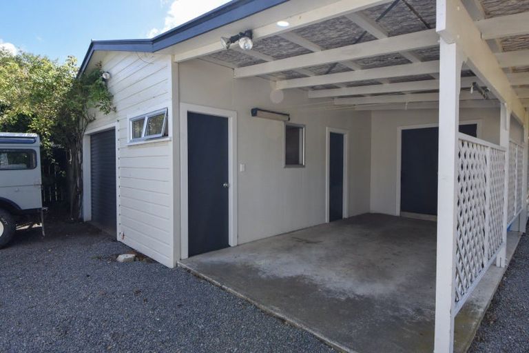 Photo of property in 90 Pembroke Street, Carterton, 5713