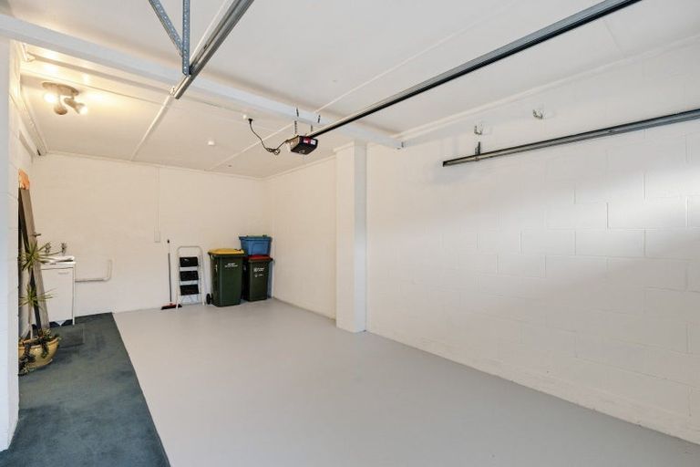 Photo of property in 3/422 Devon Street West, Lynmouth, New Plymouth, 4310