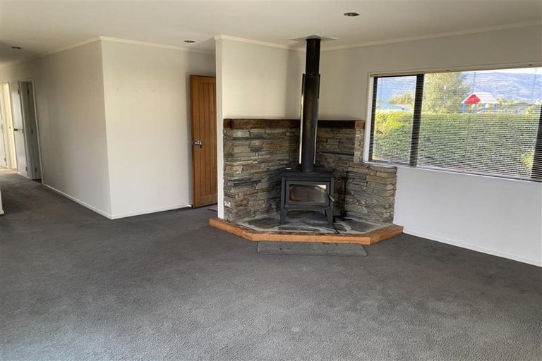 Photo of property in 6 Achilles Place, Wanaka, 9305