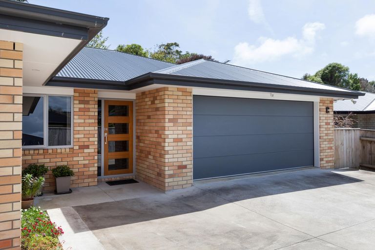 Photo of property in 16c Cyrus Street, Whalers Gate, New Plymouth, 4310