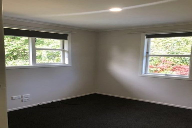 Photo of property in 8a Wharepaina Crescent, Springfield, Rotorua, 3015