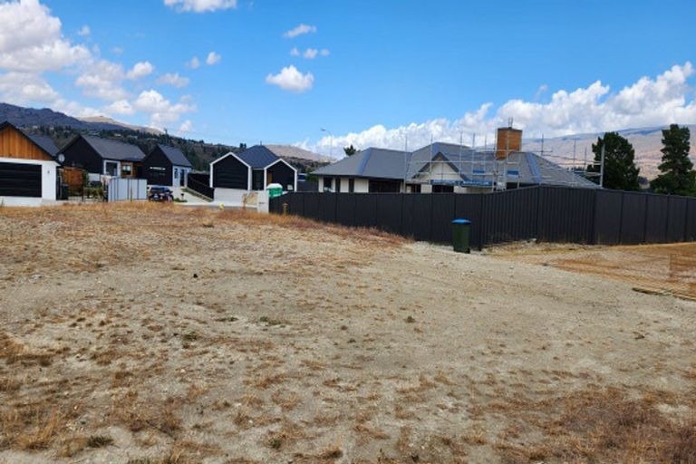 Photo of property in 2 Sequoia Close, Alexandra, 9320