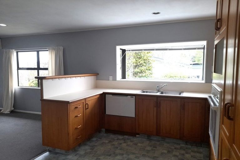 Photo of property in 18 Otupai Street, Two Mile Bay, Taupo, 3330