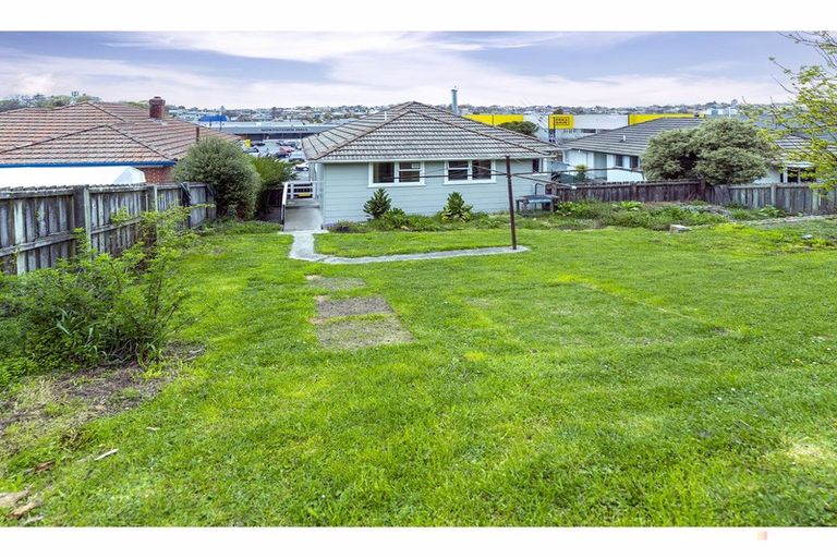 Photo of property in 13 Hobbs Street, Waimataitai, Timaru, 7910