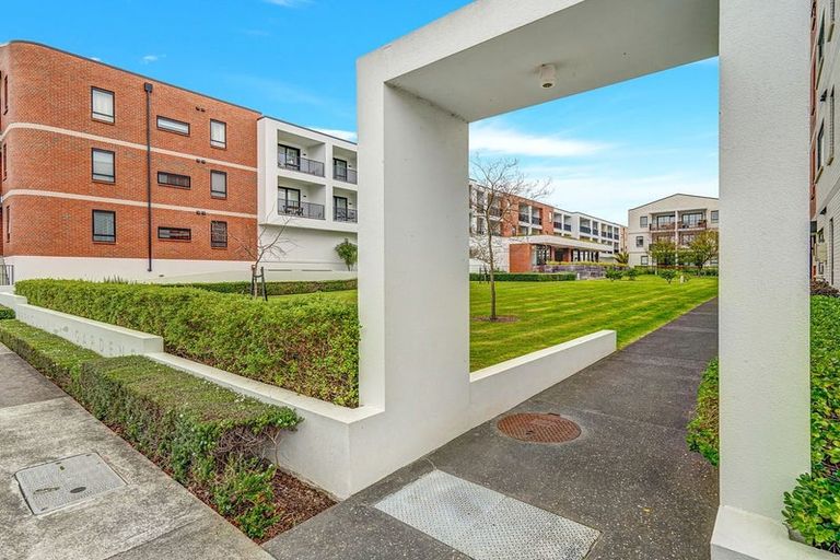 Photo of property in 204/77 Hobsonville Point Road, Hobsonville, Auckland, 0616