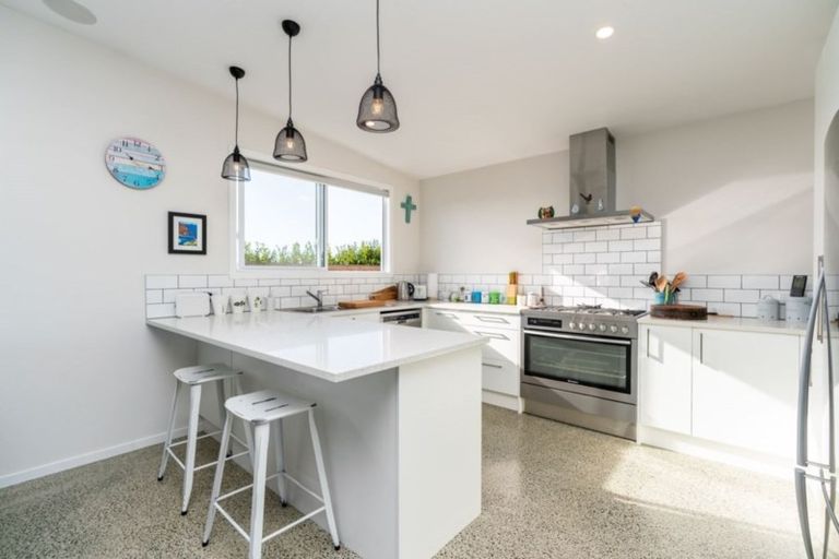 Photo of property in 13a Dune View Drive, Mangawhai, 0505