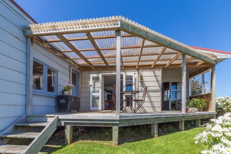 Photo of property in 628 Waitarere Beach Road, Waitarere Beach, Levin, 5510