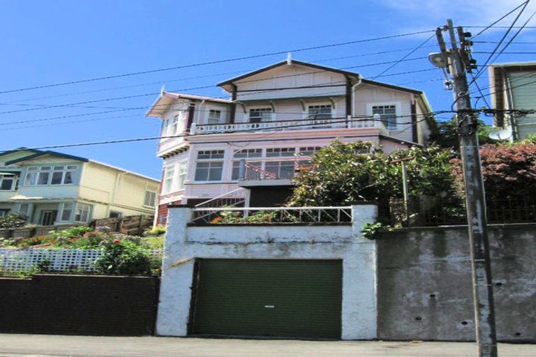 Photo of property in 9 Hiropi Street, Newtown, Wellington, 6021