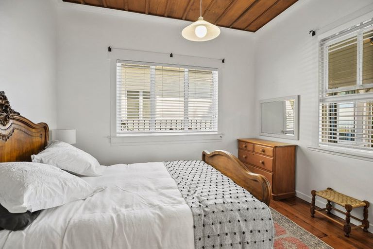 Photo of property in 324 Thames Coast Sh25 Road, Thornton Bay, Thames, 3575