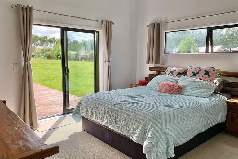 Photo of property in 32 Argyll Road, Otane, 4276