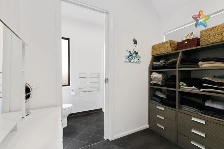 Photo of property in 15 Glen Evans Crescent, Fairfield, Lower Hutt, 5011