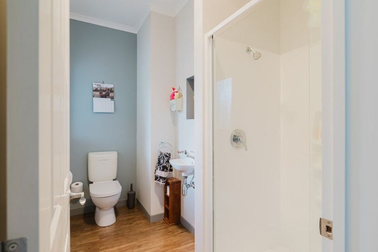 Photo of property in 52 Riccarton Road, Pahiatua, 4910