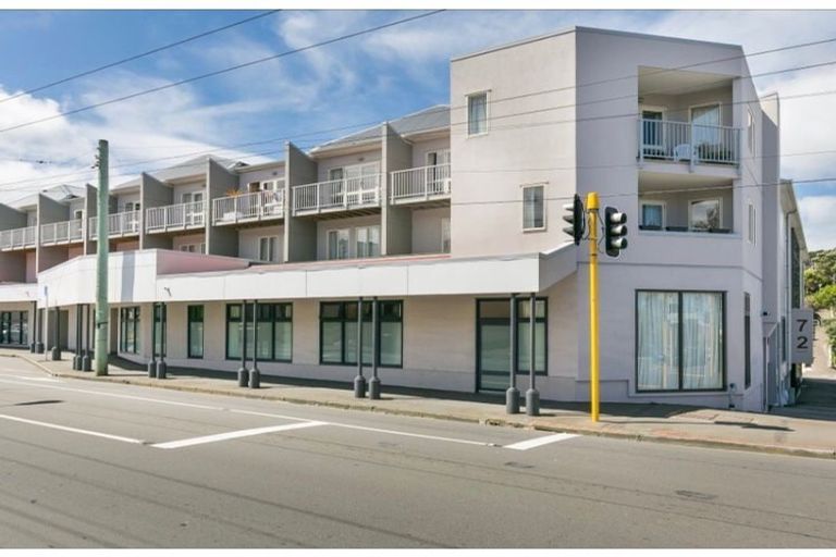 Photo of property in Luxford Villas, 205/72 Herald Street, Berhampore, Wellington, 6023