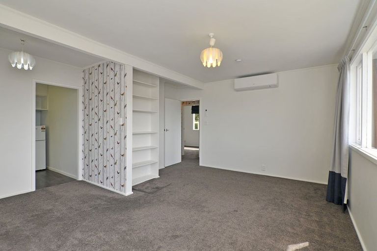 Photo of property in 76b Collier Avenue, Karori, Wellington, 6012