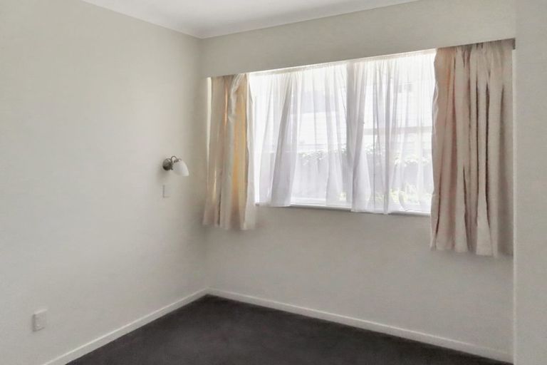 Photo of property in 45 Wai-iti Crescent, Woburn, Lower Hutt, 5010