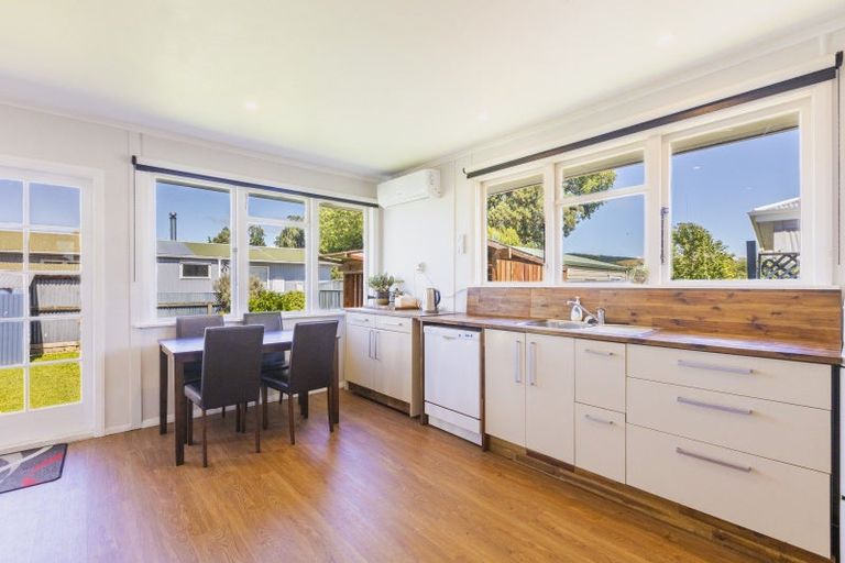 Photo of property in 2a Dee Street, Otane, 4202