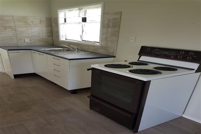 Photo of property in 11 Taitimu Drive, Weymouth, Auckland, 2103