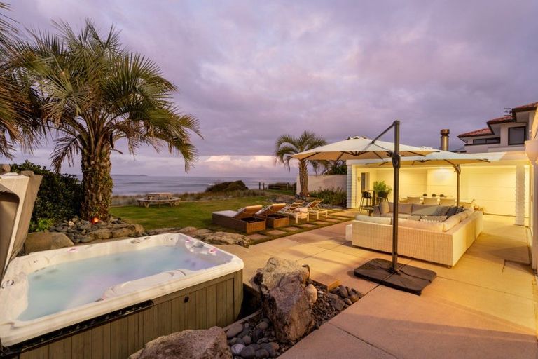 Photo of property in 53 Motiti Road, Papamoa Beach, Papamoa, 3118