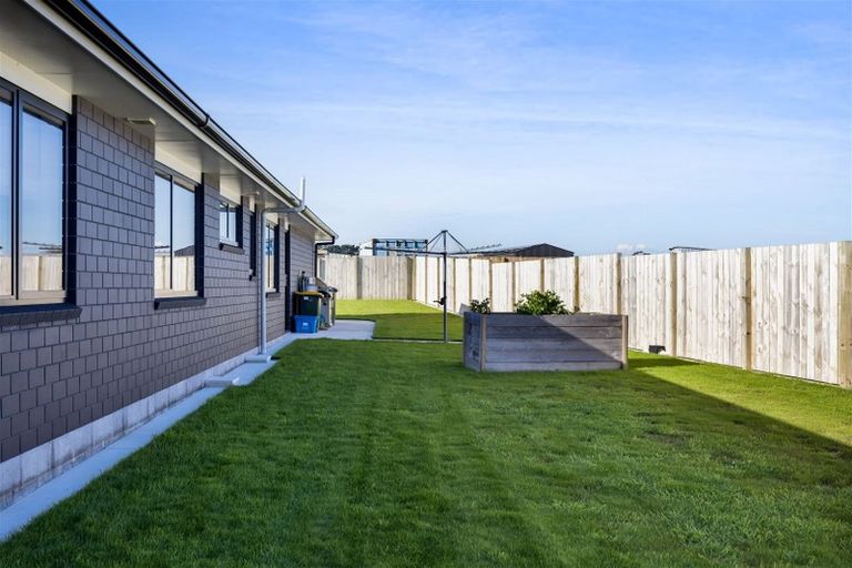 Photo of property in 20a Larlin Drive, Hawera, 4675
