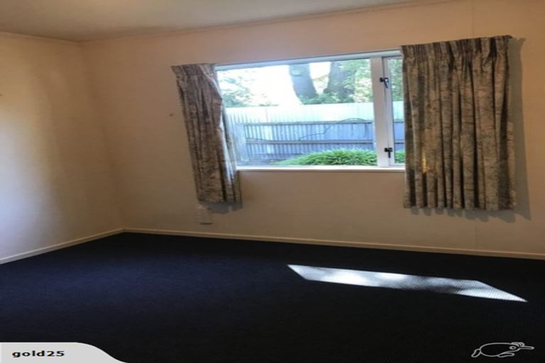 Photo of property in 30b Roche Avenue, Upper Riccarton, Christchurch, 8041