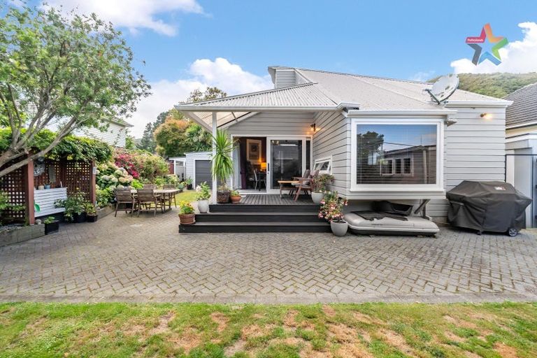 Photo of property in 64 Wyndrum Avenue, Waterloo, Lower Hutt, 5011