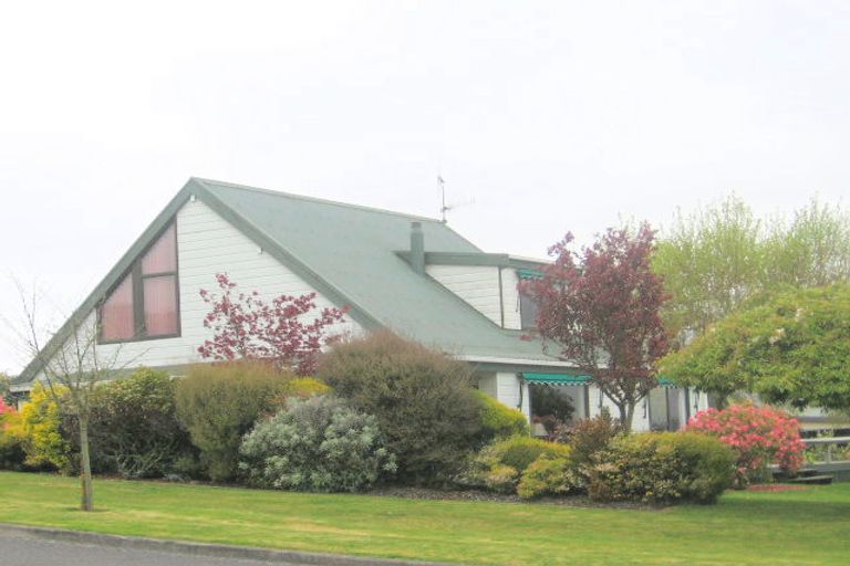 Photo of property in 14 Kahurangi Drive, Rangatira Park, Taupo, 3330