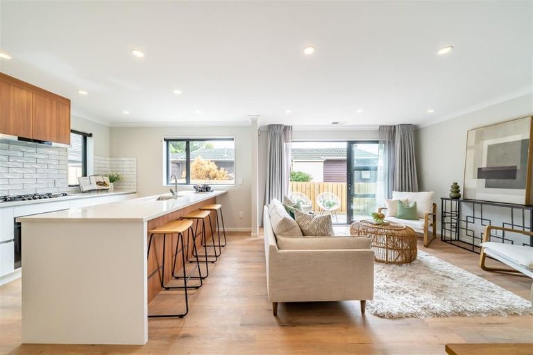 Photo of property in 44a Phillip Street, Johnsonville, Wellington, 6037