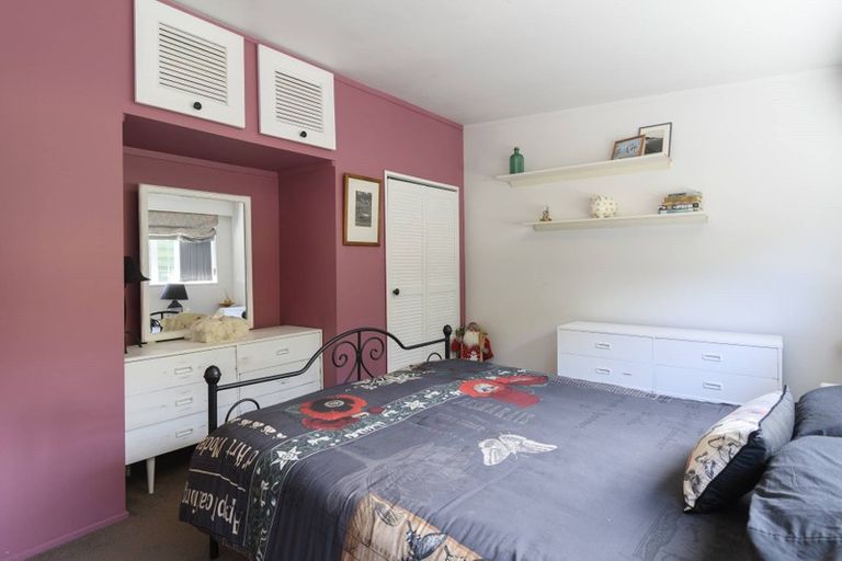 Photo of property in 84 Omokoroa Road, Omokoroa, 3114