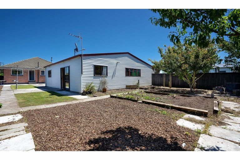 Photo of property in 10 Dundee Place, Spreydon, Christchurch, 8024