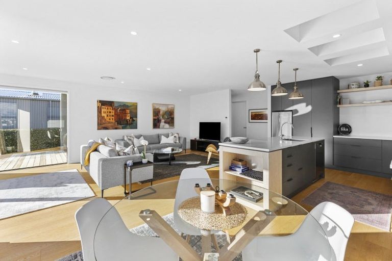 Photo of property in 9 Landsborough Lane, Wanaka, 9305