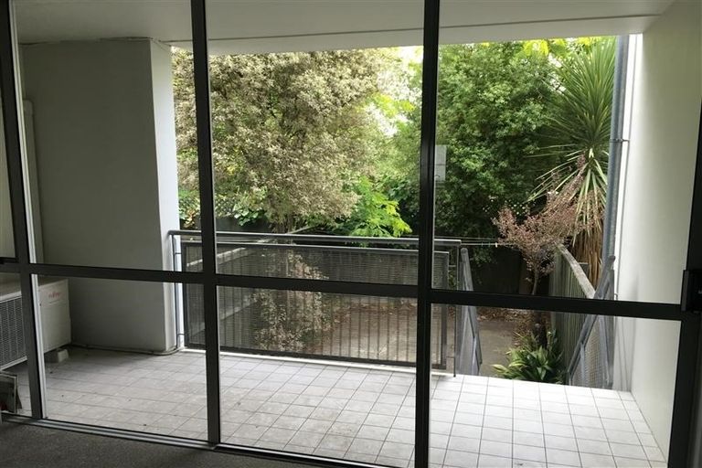 Photo of property in 4/86 Brockworth Place, Riccarton, Christchurch, 8011