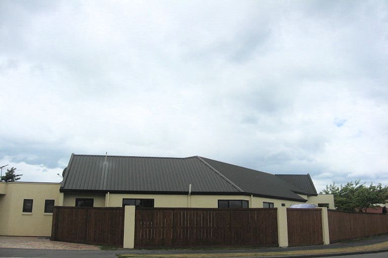 Photo of property in 8 Quantock Place, Burwood, Christchurch, 8083