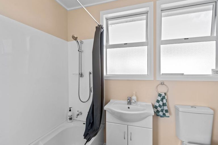 Photo of property in 19 Huron Street, East Gore, Gore, 9710