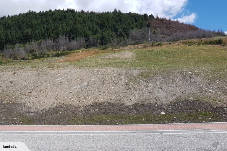 Photo of property in 8 Florence Close, Queenstown Hill, Queenstown, 9300