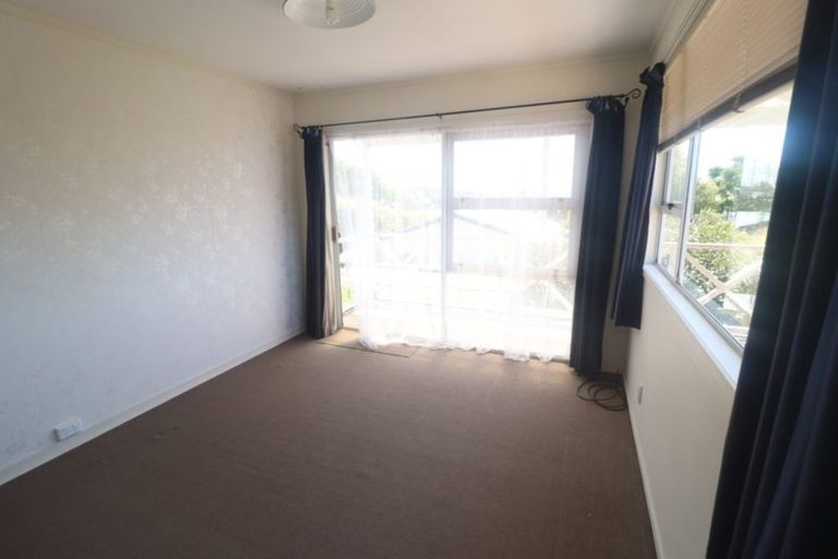 Photo of property in 35a Wade River Road, Stanmore Bay, Whangaparaoa, 0932