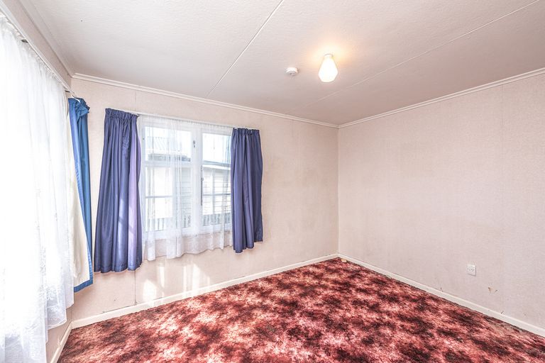 Photo of property in 3 Harris Place, Gonville, Whanganui, 4501