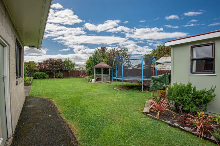Photo of property in 71 Stirling Crescent, Mosgiel, 9024