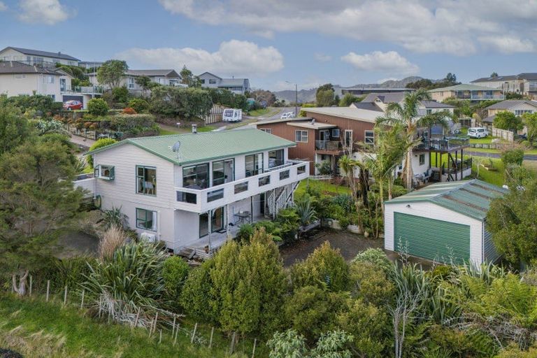 Photo of property in 10 Christa Court, Whitianga, 3510