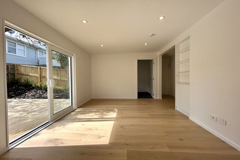Photo of property in 46a Lynden Avenue, Hillcrest, Auckland, 0627