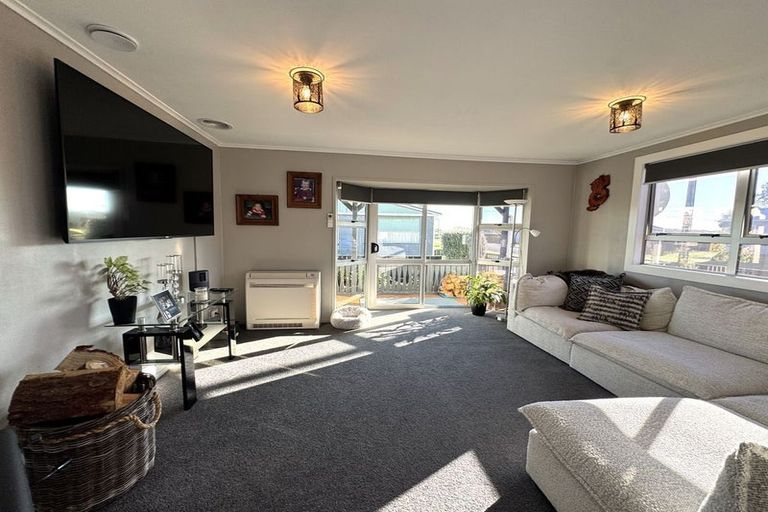 Photo of property in 38 Saint Catherine Street, Kaitangata, 9210