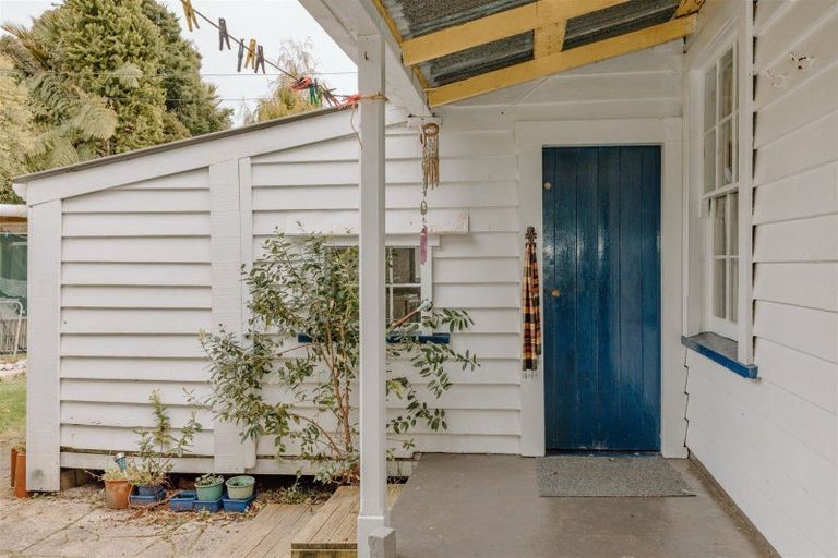 Photo of property in 60 Waverley Street, Karamea, 7893