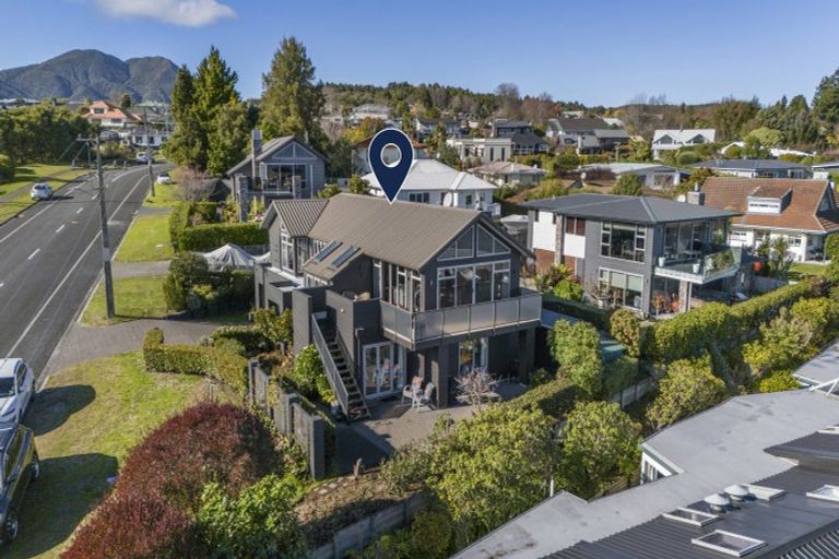 Photo of property in 23 Shepherd Road, Waipahihi, Taupo, 3330