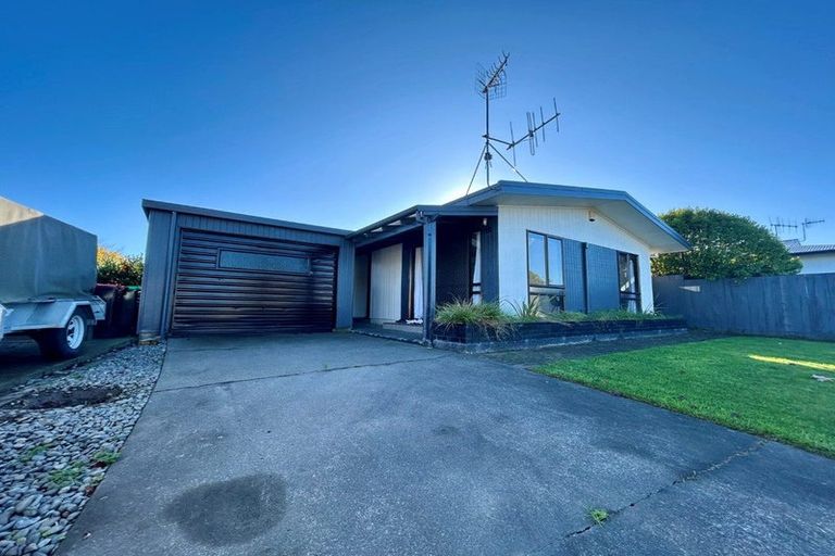 Photo of property in 42 Glamorgan Avenue, Tamatea, Napier, 4112