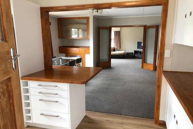 Photo of property in 6 Kawatiri Avenue, Gonville, Whanganui, 4501