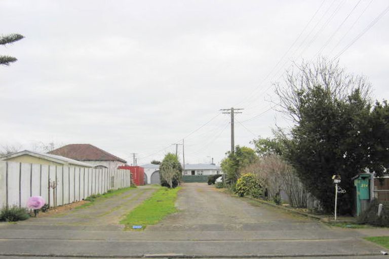 Photo of property in 21b Kings Drive, Levin, 5510