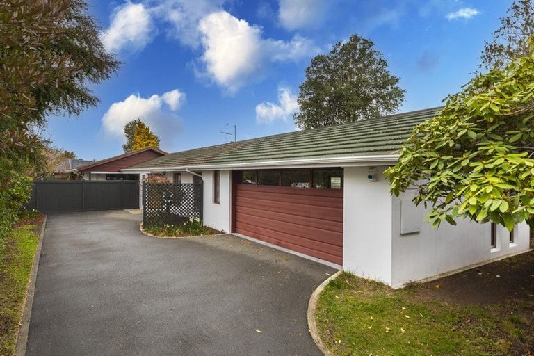 Photo of property in 264 Waimairi Road, Ilam, Christchurch, 8041