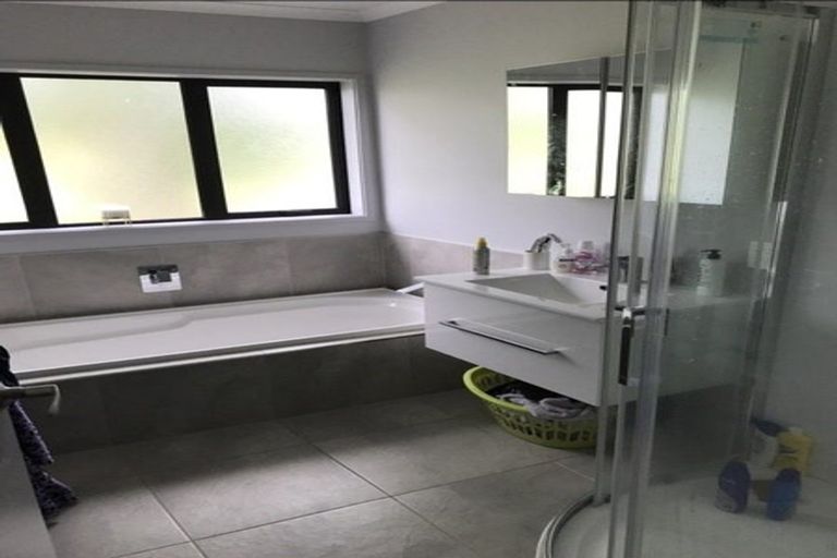 Photo of property in 37 Moira Drive, Tuakau, 2121