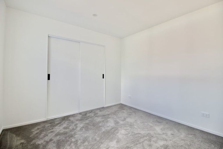 Photo of property in 111b Lancaster Road, Beach Haven, Auckland, 0626