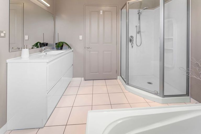 Photo of property in 8 Monro Place, Richmond, 7020